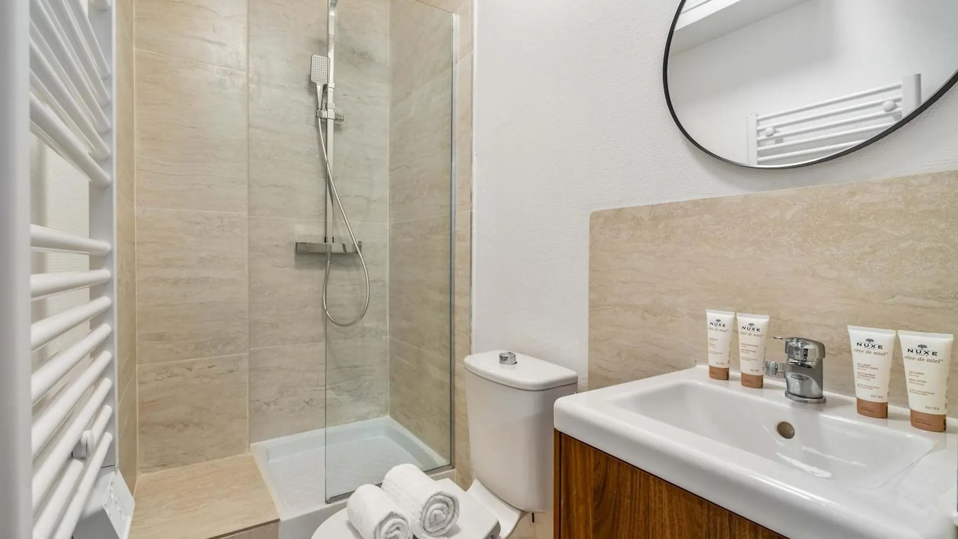 Calm Studio Near Montparnasse Parijs Appartement